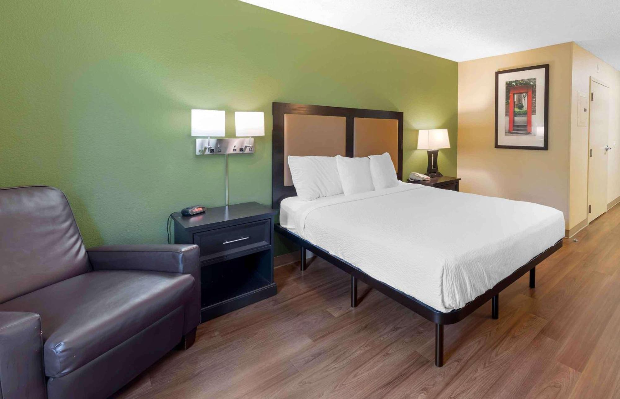Extended Stay America Select Suites - Atlanta - Perimeter - Hammond Drive Sandy Springs Exterior foto